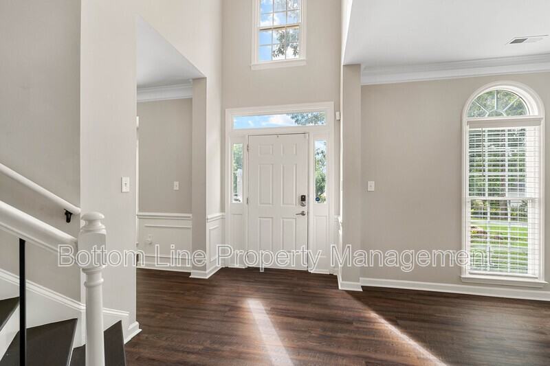 1500 Candlewyck Ct - Photo 2 of 40