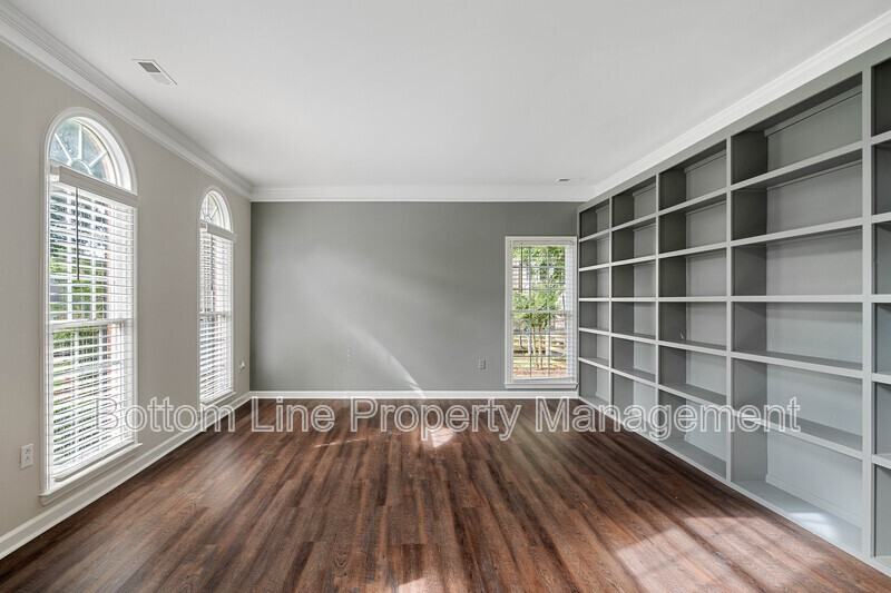 1500 Candlewyck Ct - Photo 5 of 40