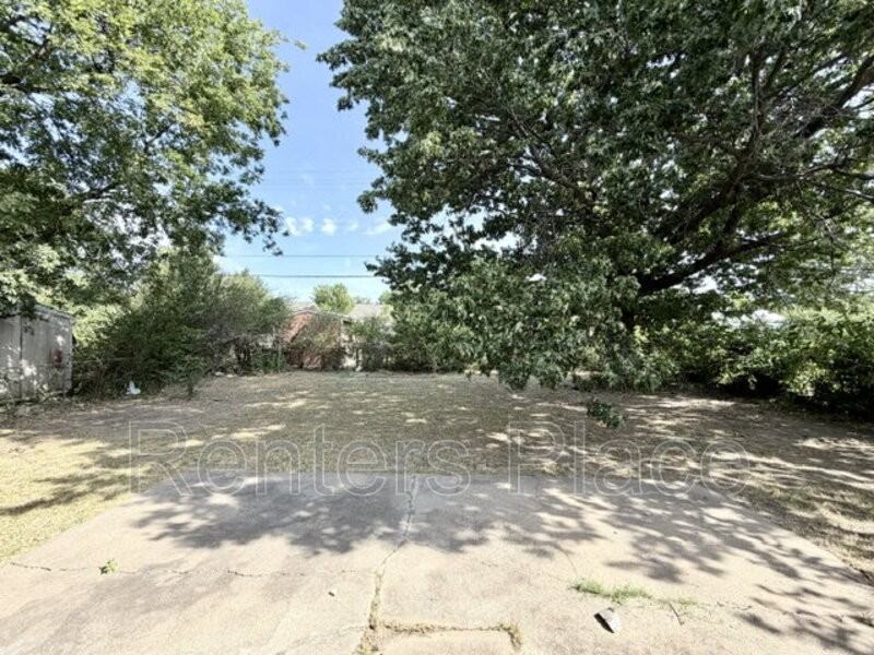 6531 E 28th St - Photo 6 of 14