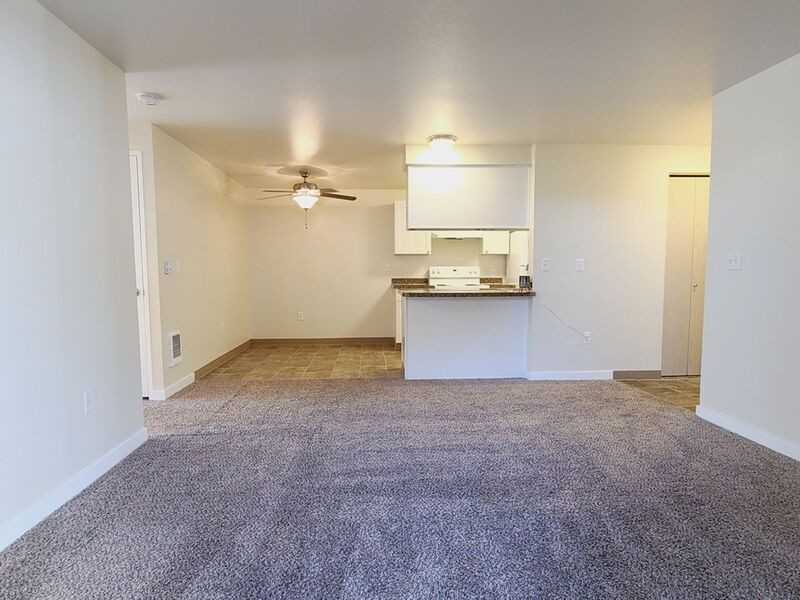 1821 Se Minter Bridge Rd #5 - Photo 4 of 21