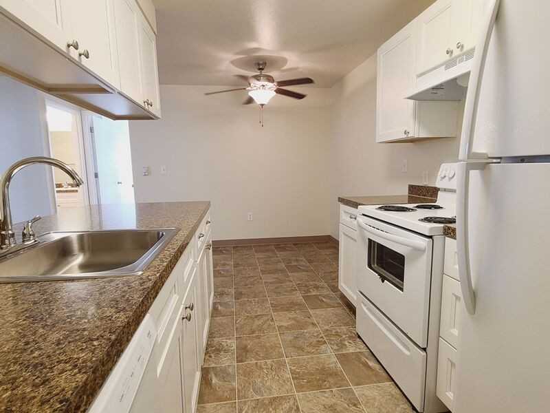1821 Se Minter Bridge Rd #5 - Photo 5 of 21