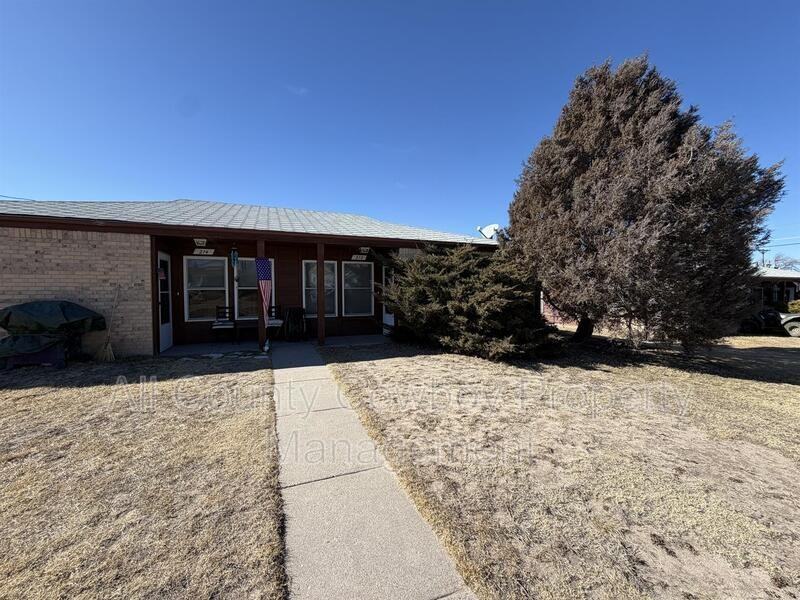 212 Norma Ct - Photo 2 of 11