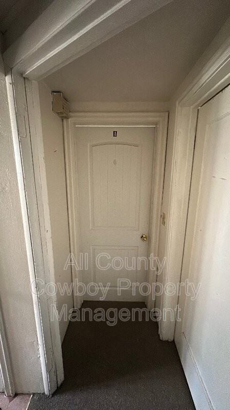 310 S 12th St #A - Photo 7 of 7