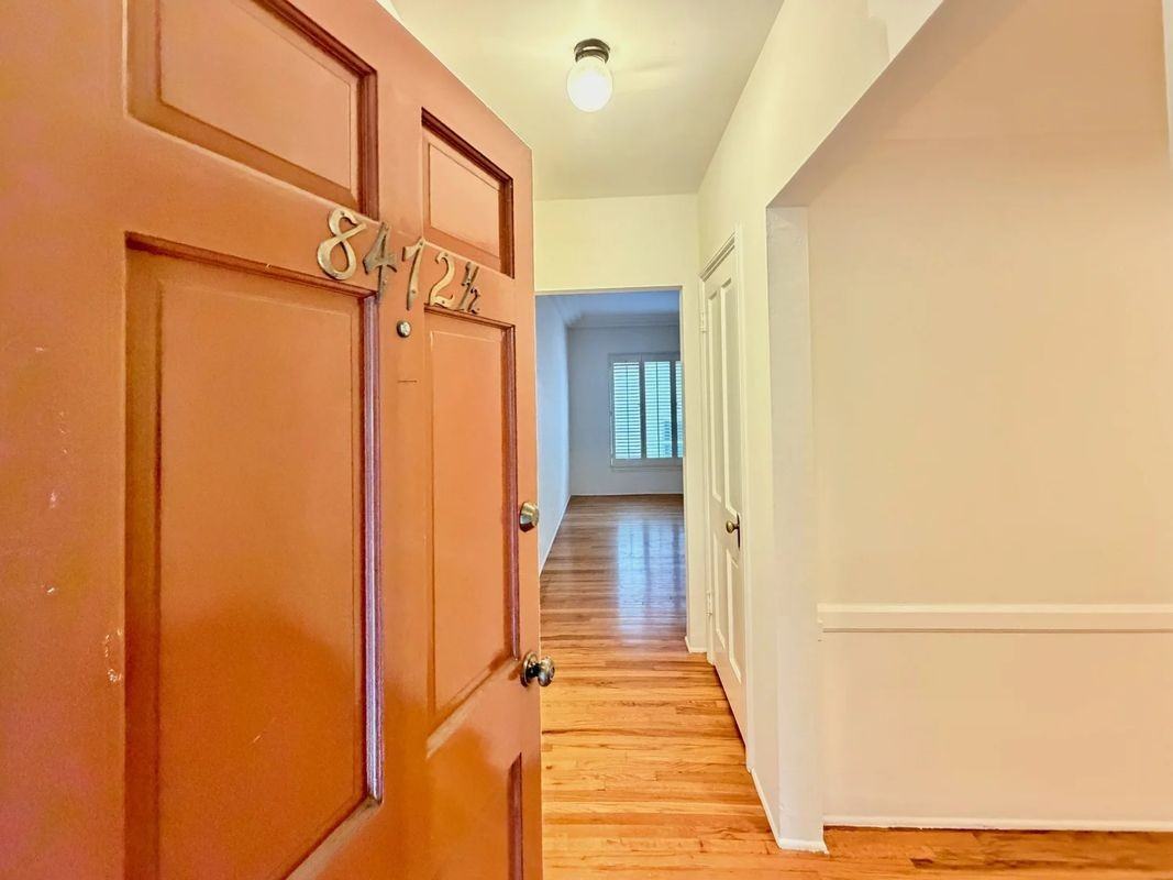 8472 1/2 Fountain Ave - Photo 2 of 25