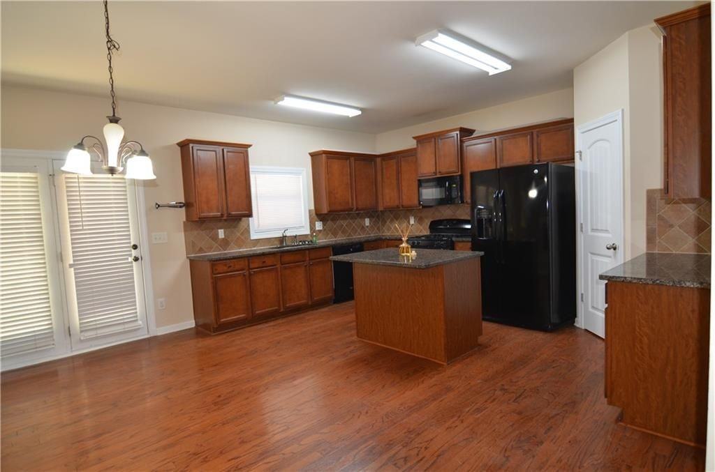 455 Wakefield Trce - Photo 5 of 18