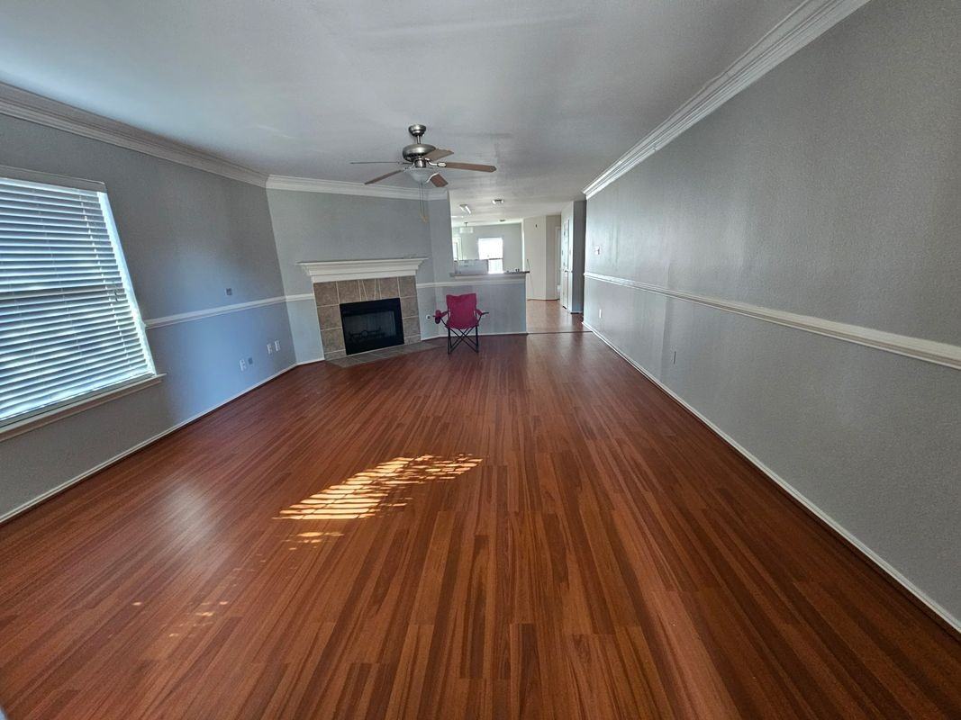 6414 Macquarie Dr - Photo 2 of 9