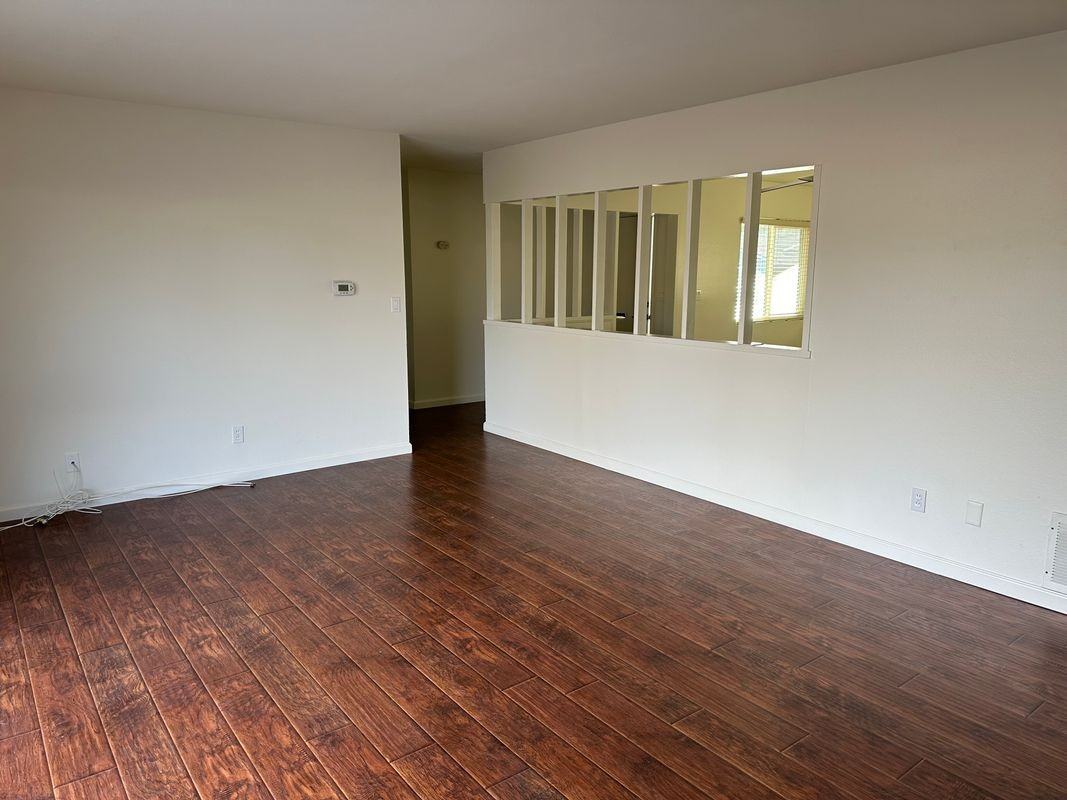 4074 Vincente Ave - Photo 2 of 4