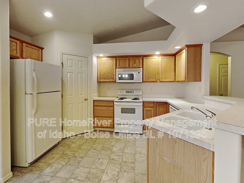 1904 W Havenwood Ave - Photo 2 of 26