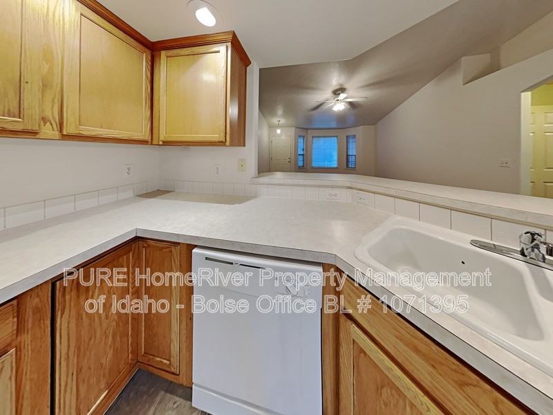 1904 W Havenwood Ave - Photo 4 of 26