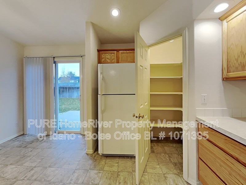 1904 W Havenwood Ave - Photo 7 of 26