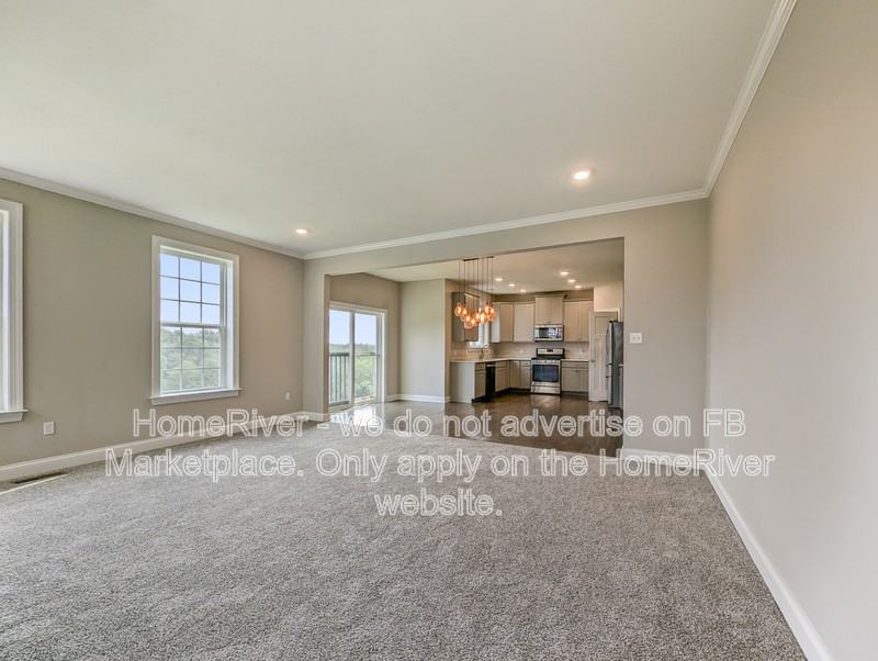 2028 Sir Patrick Dr - Photo 5 of 22