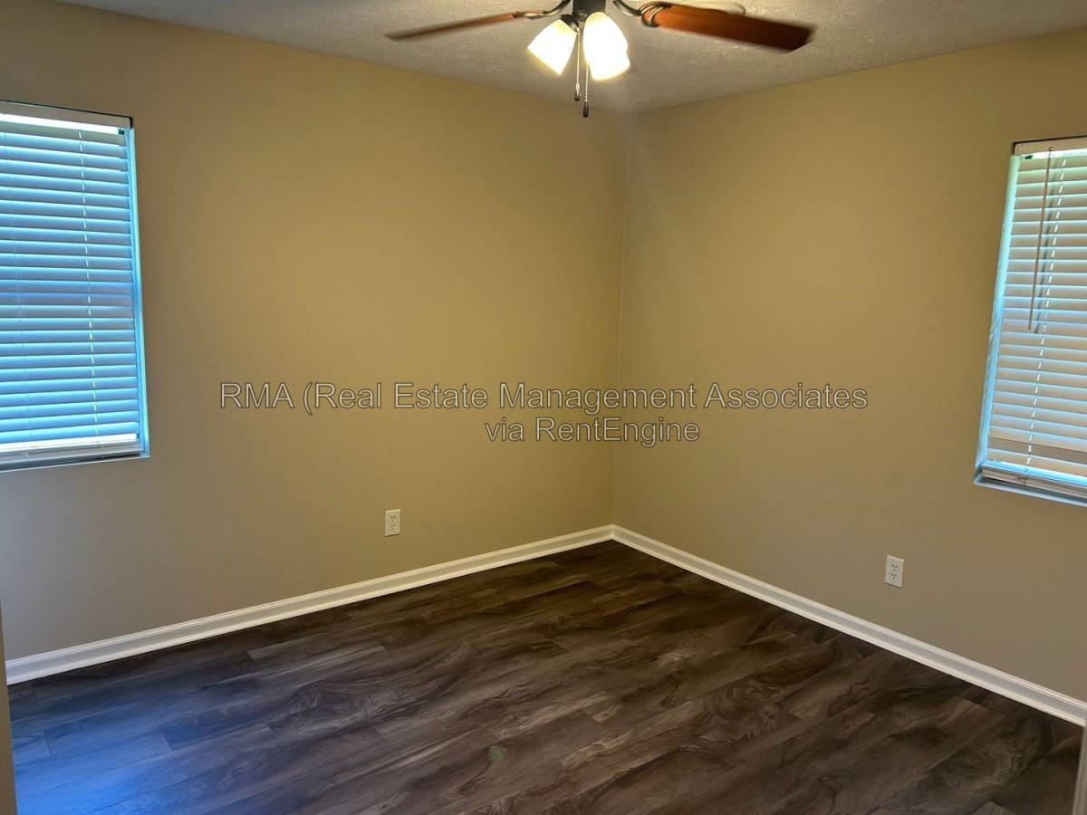 1045 Vineyard Rd #A - Photo 4 of 6