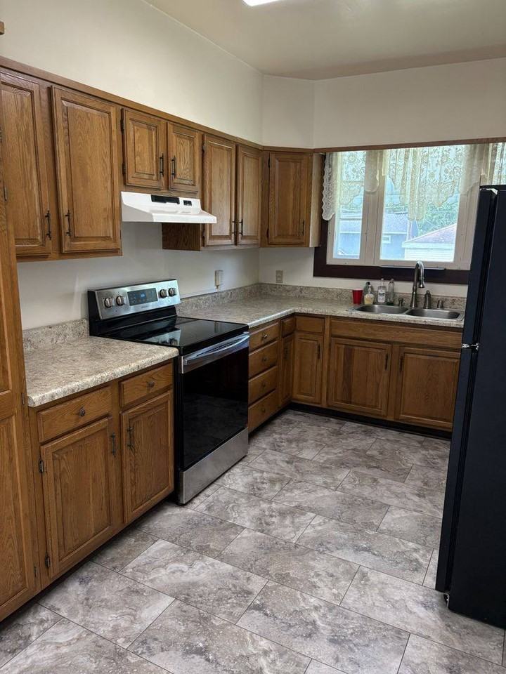 13207 E Greenbank Rd - Photo 7 of 10
