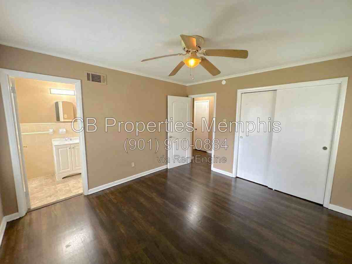 1693 S Perkins Rd - Photo 3 of 10