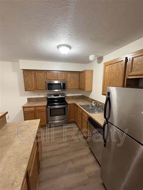 13424 E Skyview Ave - Photo 5 of 13