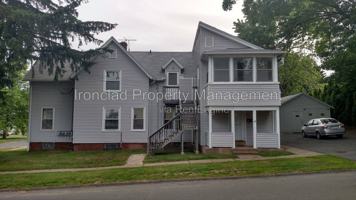 featured image of 60 Lake St #2