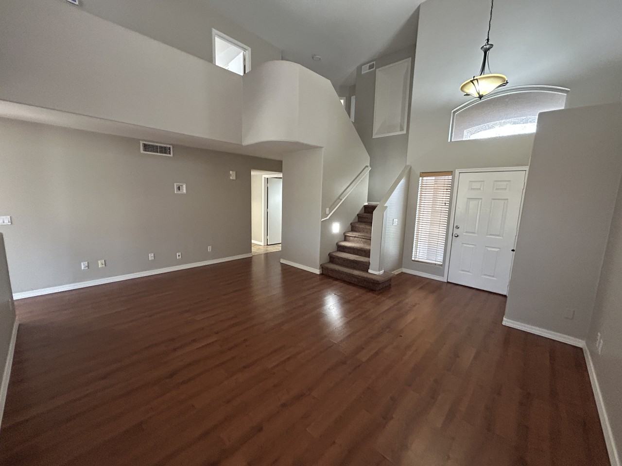 4132 E Anderson Dr - Photo 5 of 39