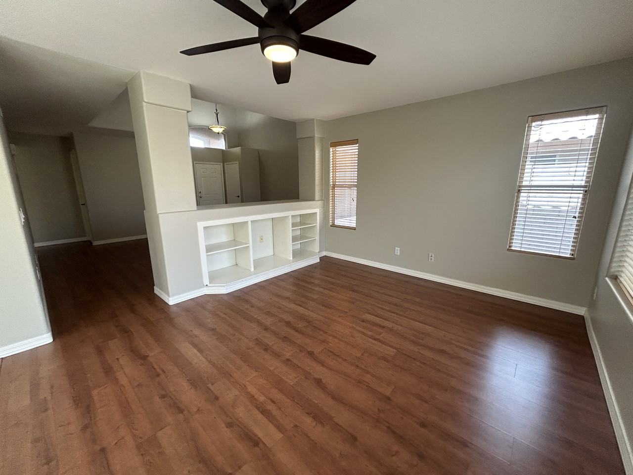 4132 E Anderson Dr - Photo 7 of 39