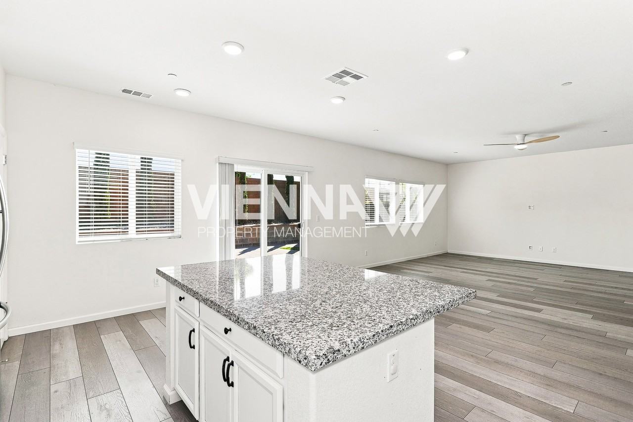 3033 Welton Cir - Photo 6 of 21