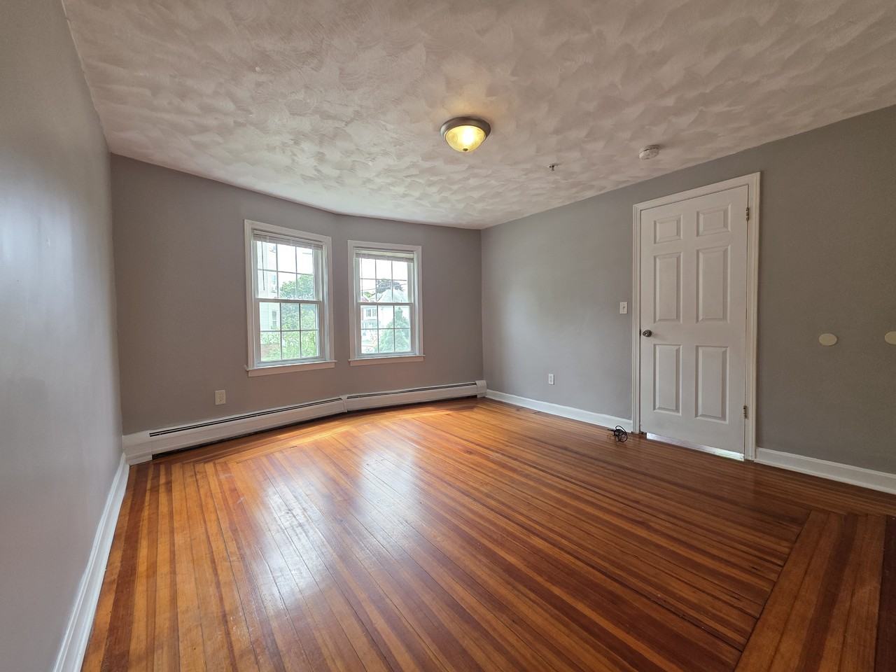 75 Dennis St - Photo 6 of 8