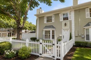 3323 W Swann Ave - Photo 1 of 1