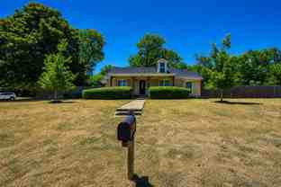 1701 Brook Hollow Dr - Photo 1 of 1