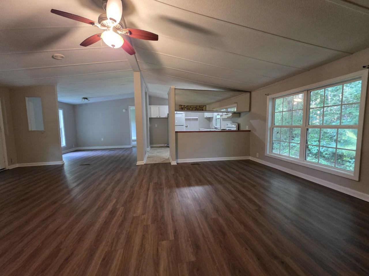 38 Paradise Pl - Photo 3 of 13