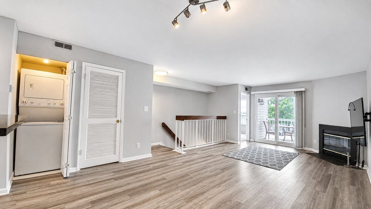 13537 Orchard Dr #3537 - Photo 4 of 19
