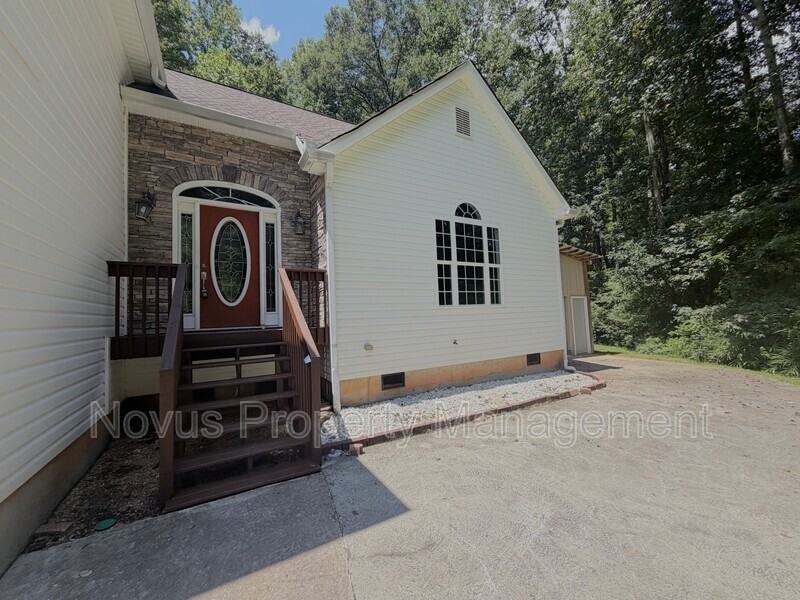 214 Farmington Trce - Photo 2 of 29