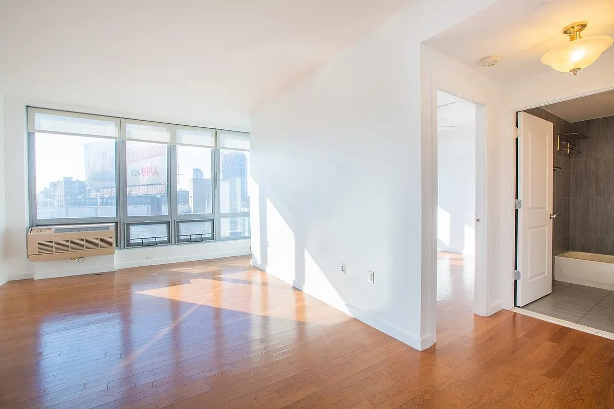 551 Borden Ave #13E - Photo 2 of 5