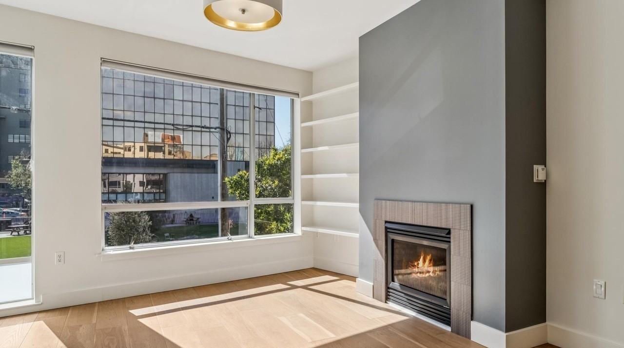 2300 Broadway - Photo 4 of 23