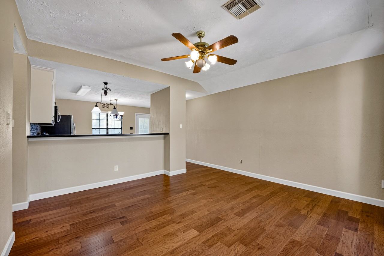 2914 County Road 855b - Photo 6 of 30