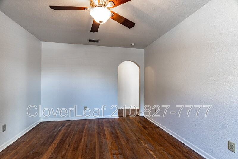731 Glamis Ave - Photo 6 of 29