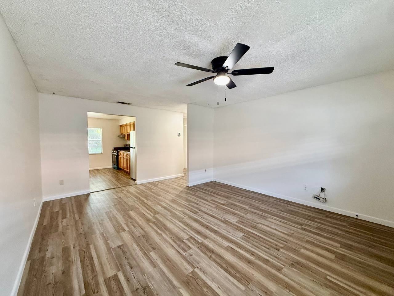 6612 S Juanita St #A - Photo 6 of 20