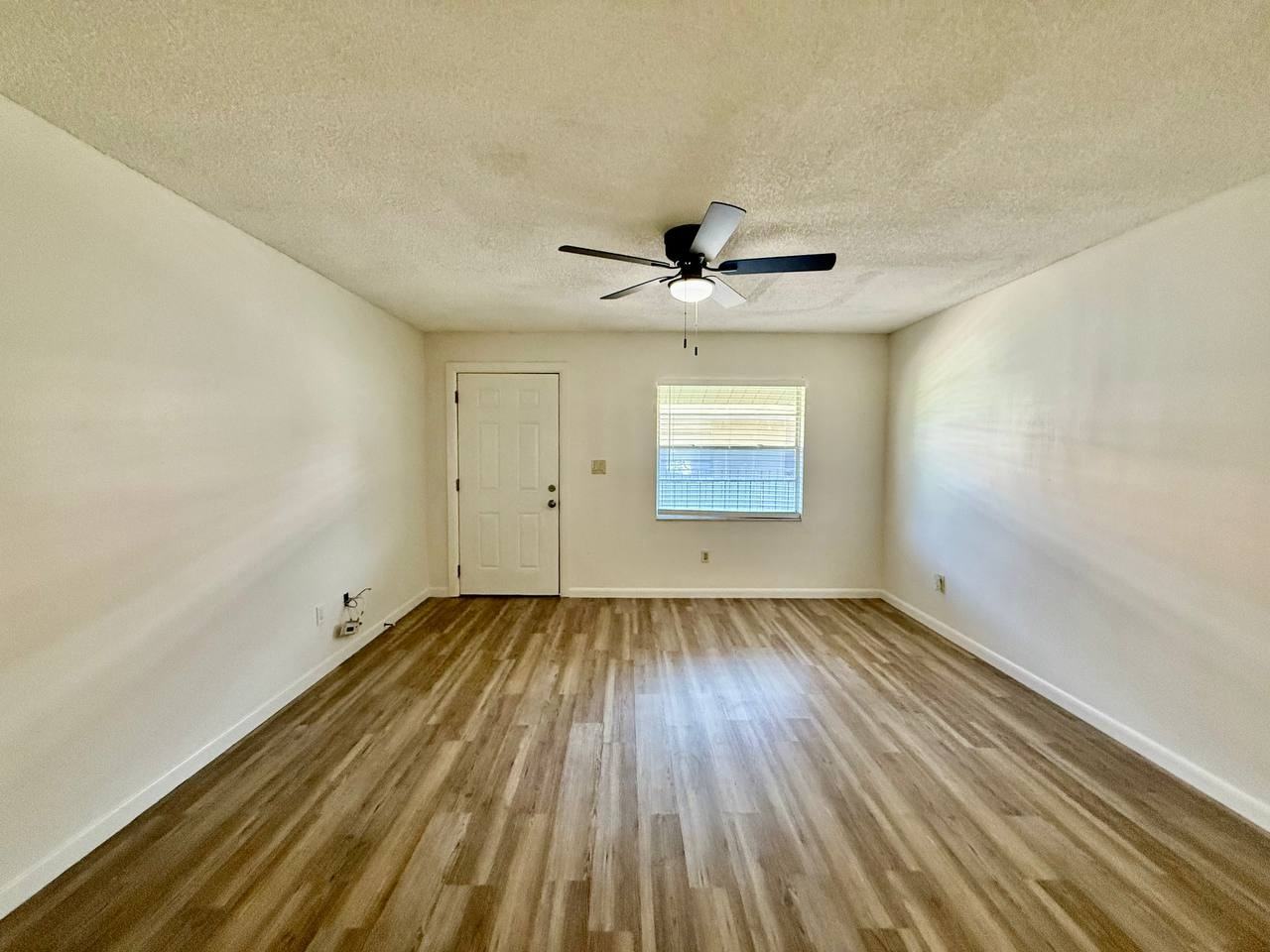 6612 S Juanita St #A - Photo 7 of 20
