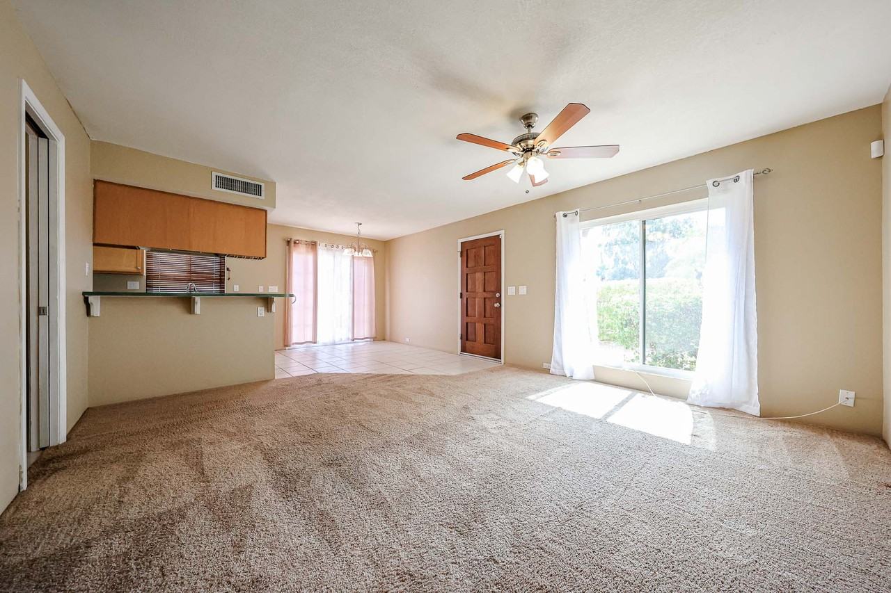 4809 E Euclid Ave #1 - Photo 6 of 37