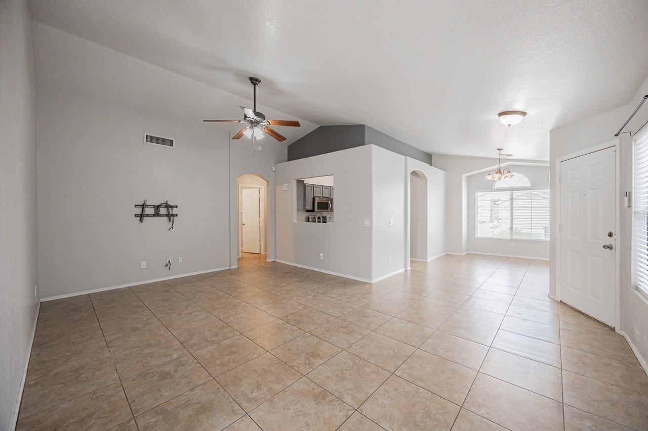 5014 W Ponderosa Ln - Photo 5 of 27