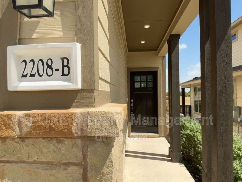 2208 Cornfield Dr #B - Photo 2 of 20
