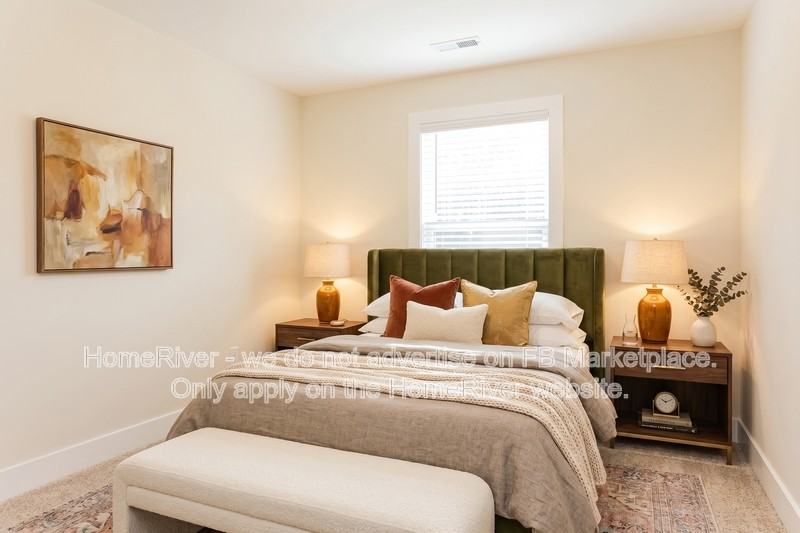 102 Beaumont Cir - Photo 4 of 25