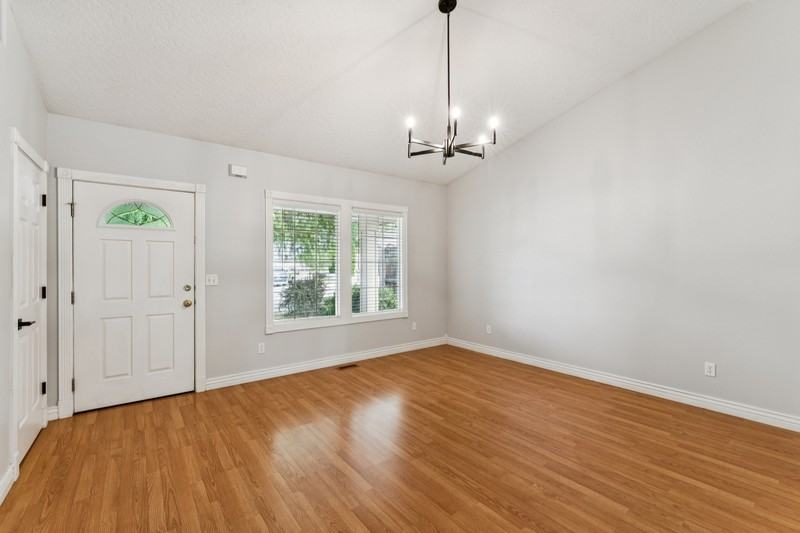 5998 S Wallflower Pl - Photo 5 of 43