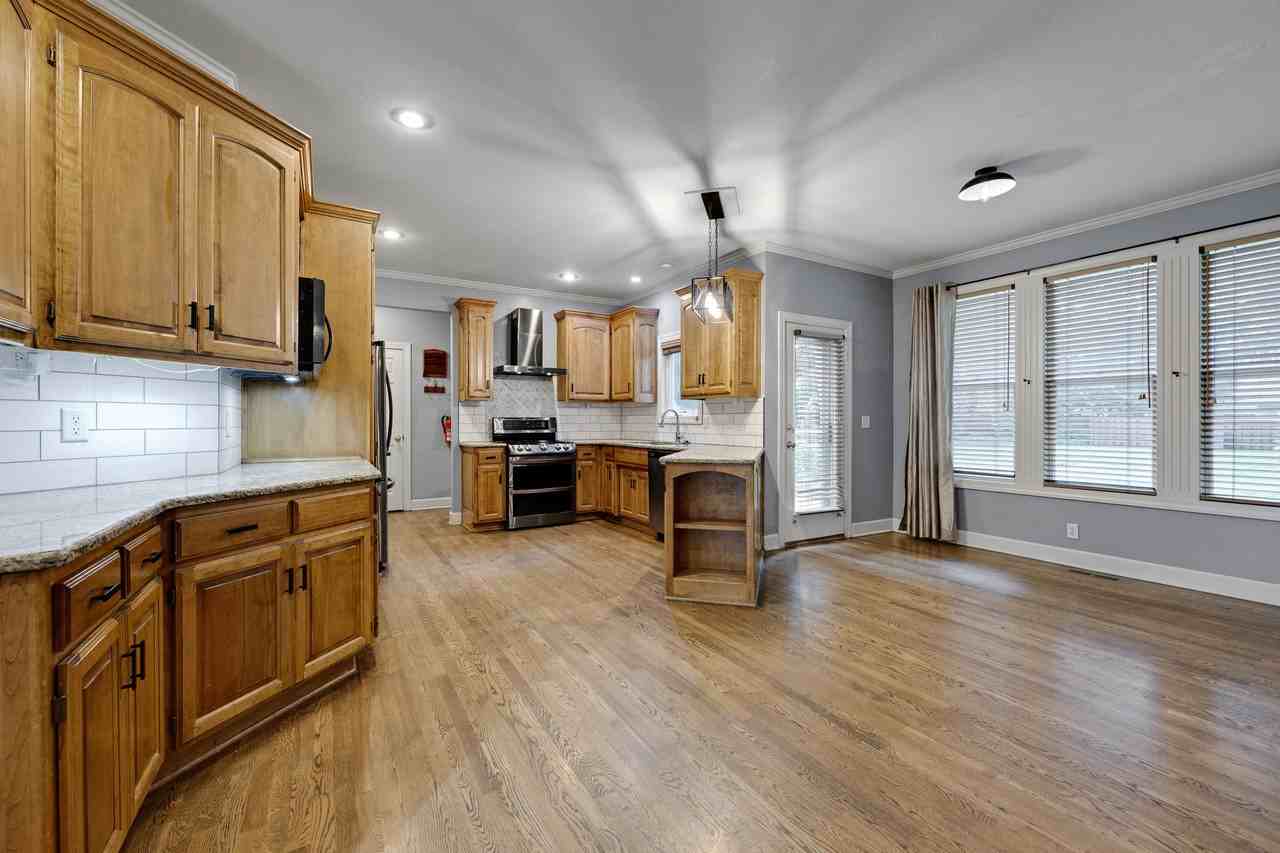 14090 S Greenwood St #NA - Photo 3 of 25