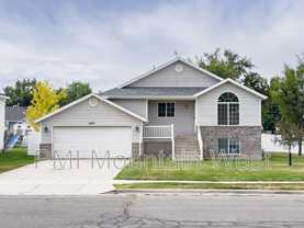 2419 Wn - Photo 1 of 1