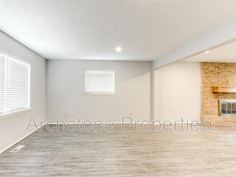 2524 Boxwood Ave - Photo 3 of 34