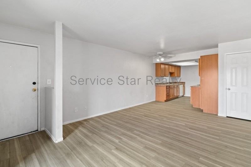 16602 N 25th St #222 - Photo 4 of 18