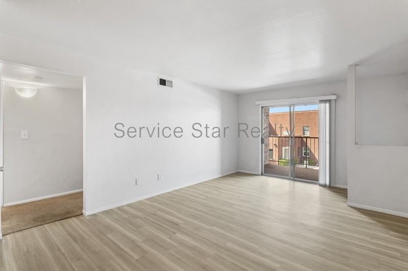 16602 N 25th St #222 - Photo 7 of 18