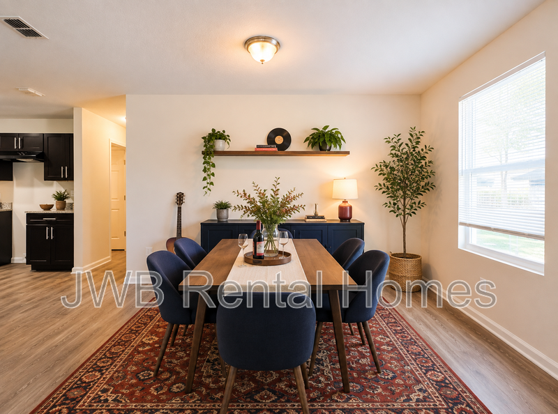 1562 W 32nd St - Photo 5 of 11