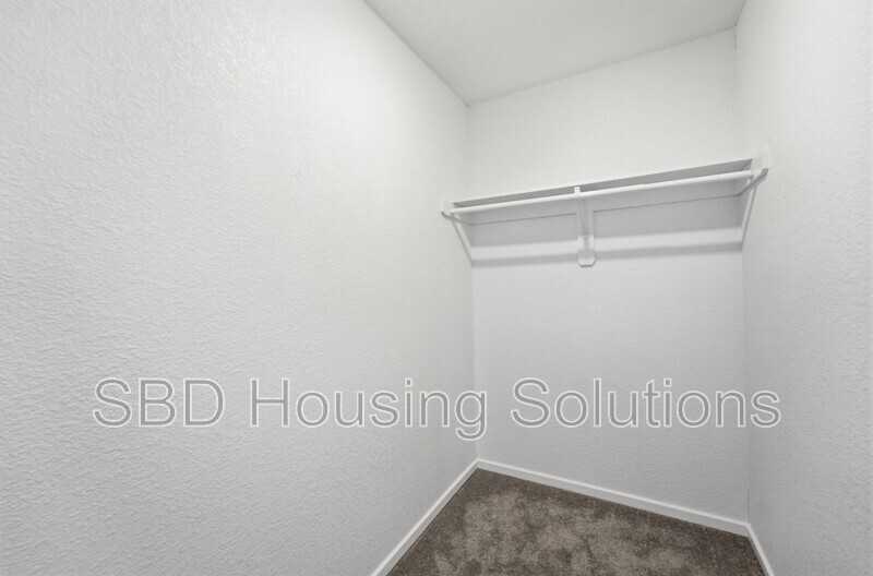 8810 Sw 10th St - Photo 6 of 11