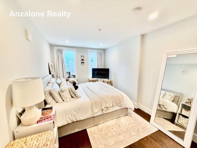 366 Hanover St #2 - Photo 5 of 14