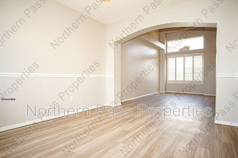 817 Dakota River Ave - Photo 6 of 30