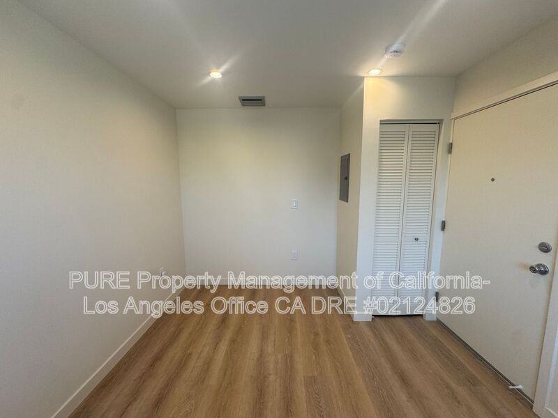 1536 1/2 W 205th St - Photo 2 of 7